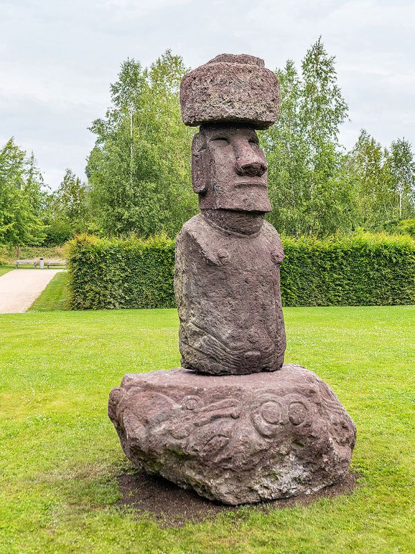 Maoi Statue in den Gärten der Welt